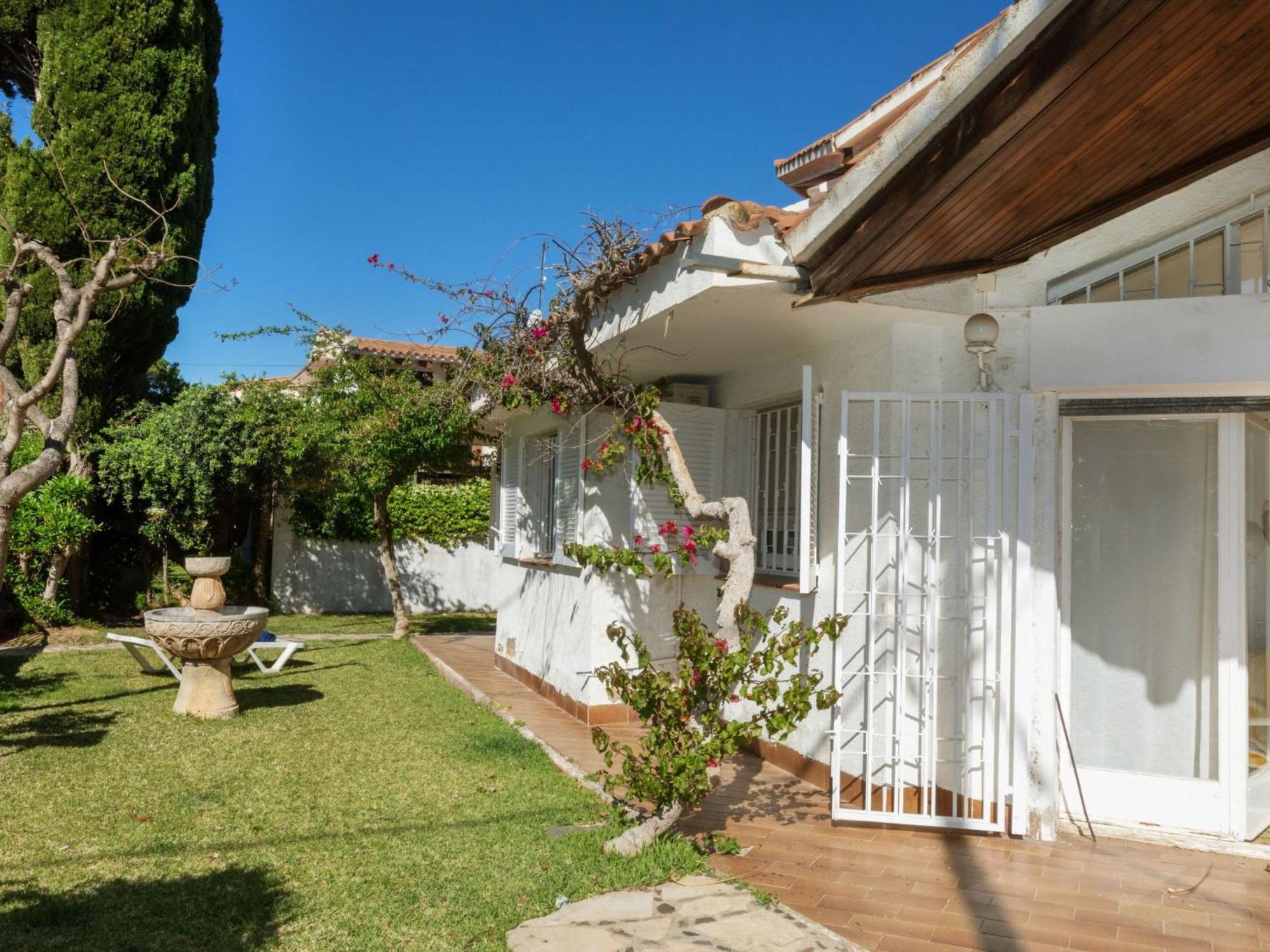 Villa Vilafortuny By Interhome Exterior photo